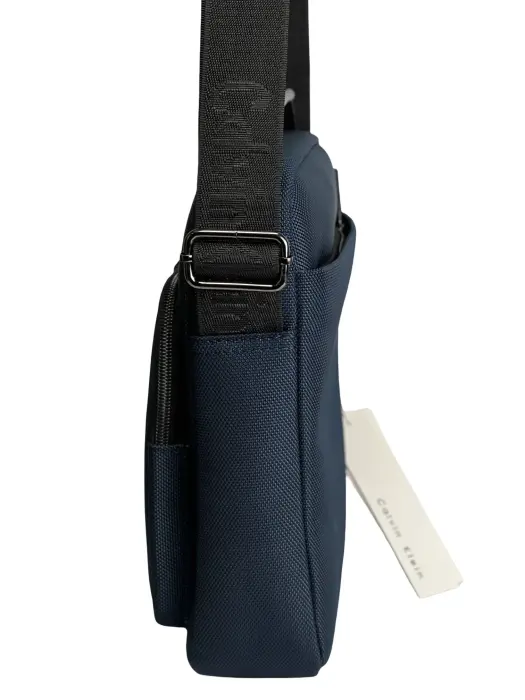 Men's Classic Crossbody Bag image 3