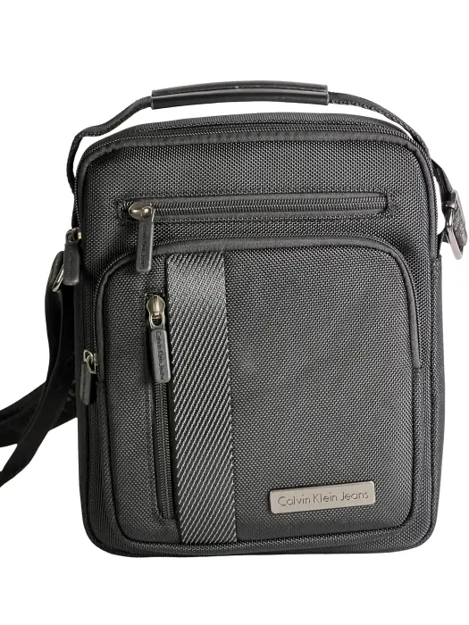 Men's Classic Crossbody Bag image 1