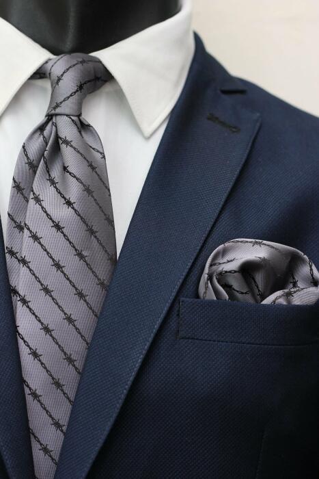 Stripe Jaquard Neck Tie With Hanky - Regular 8.5 cm image 0