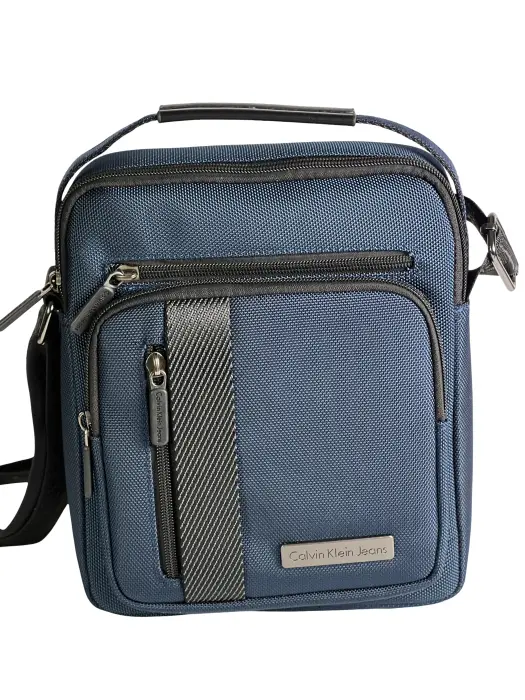Men's Classic Crossbody Bag image 1