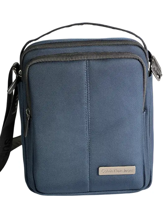Men's Classic Crossbody Bag image 1
