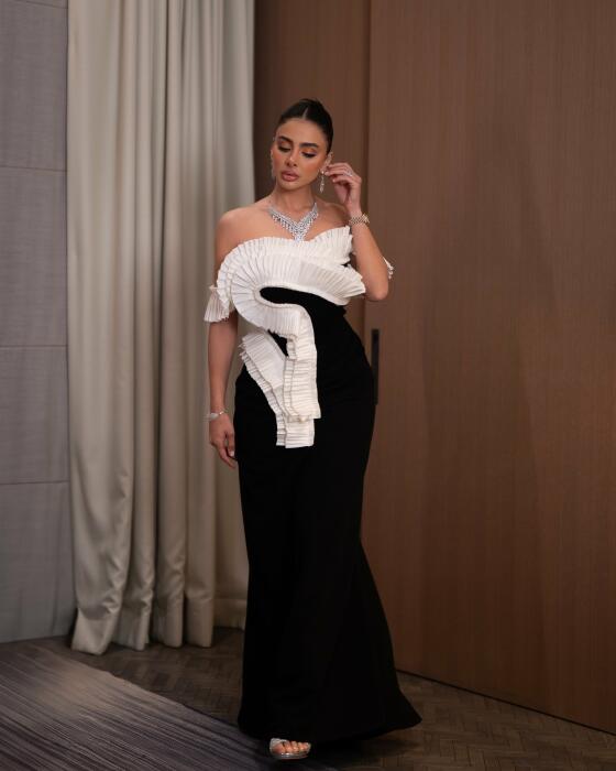 Dress image 0