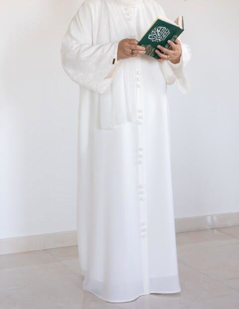 White Abaya with bockets image 0