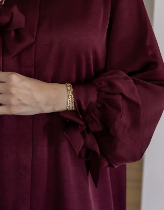Burgandy abaya image 5