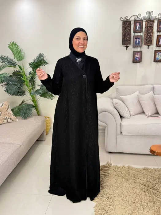 Emerats jackar abaya  image 0