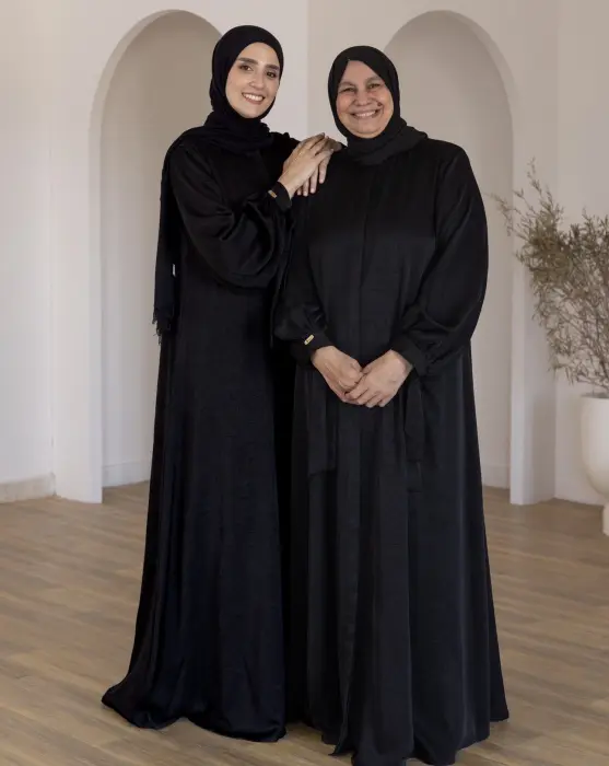 Black abaya image 1
