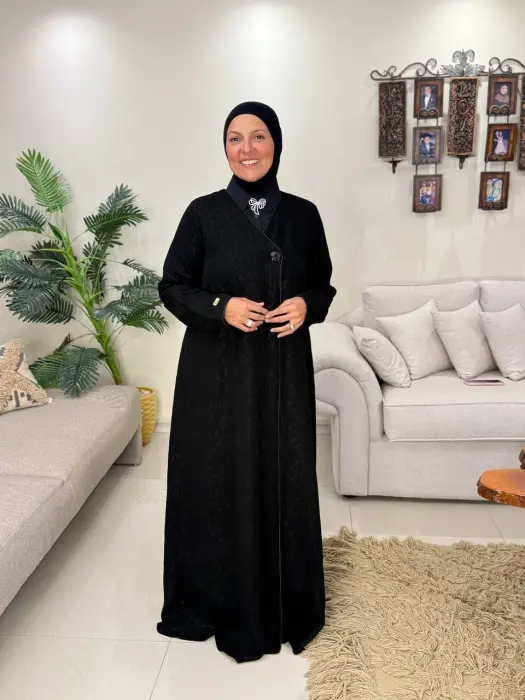 Emerats jackar abaya  image 1