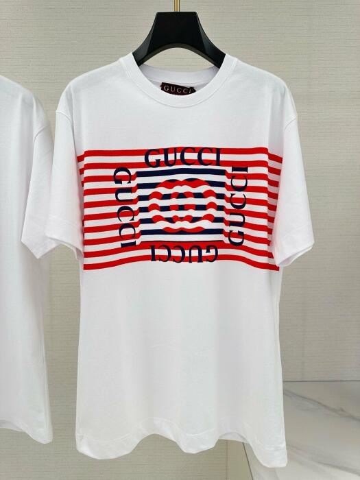 Gucci clothes image 0