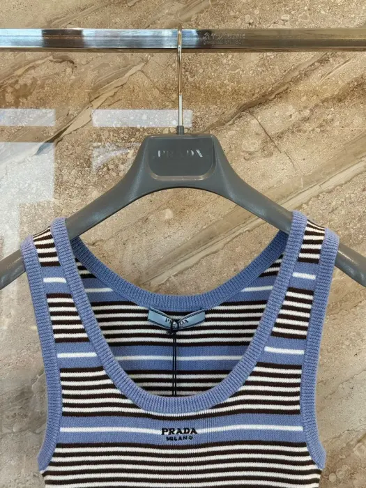 Prada Clothes image 6