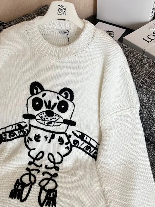 Loewe Clothes image 1