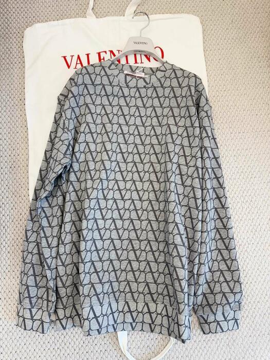 Valentino Clothes image 0