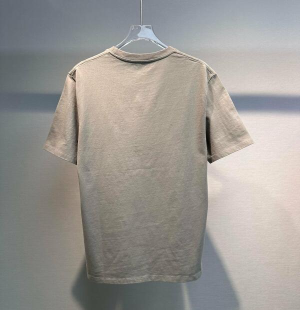 Loewe Clothes image 1