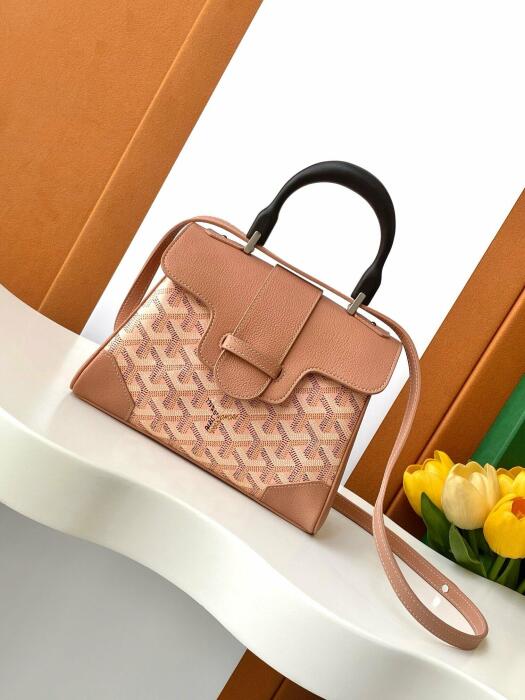 Goyard Saïgon image 0