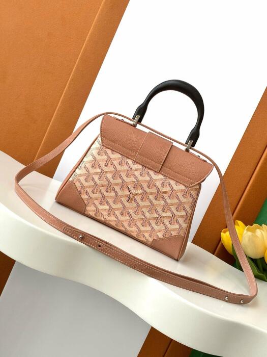 Goyard Saïgon image 2