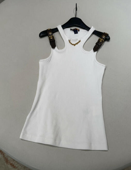 LV Clothes image 0