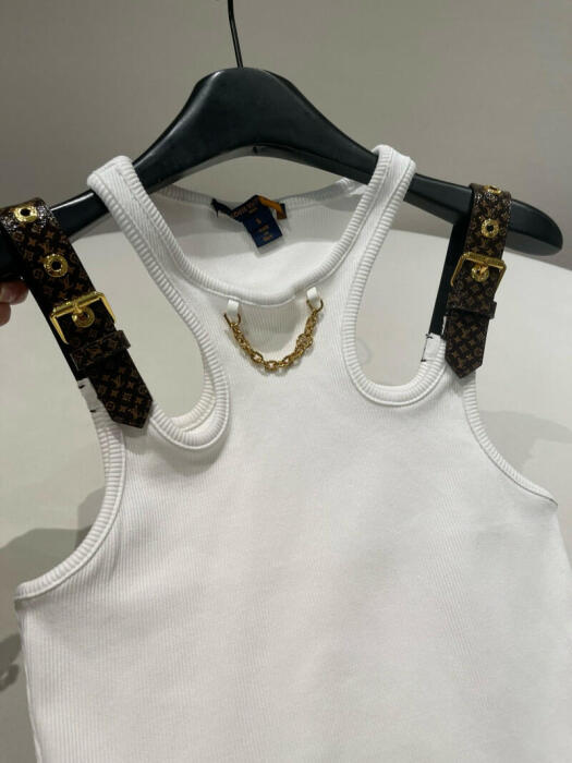 LV Clothes image 1