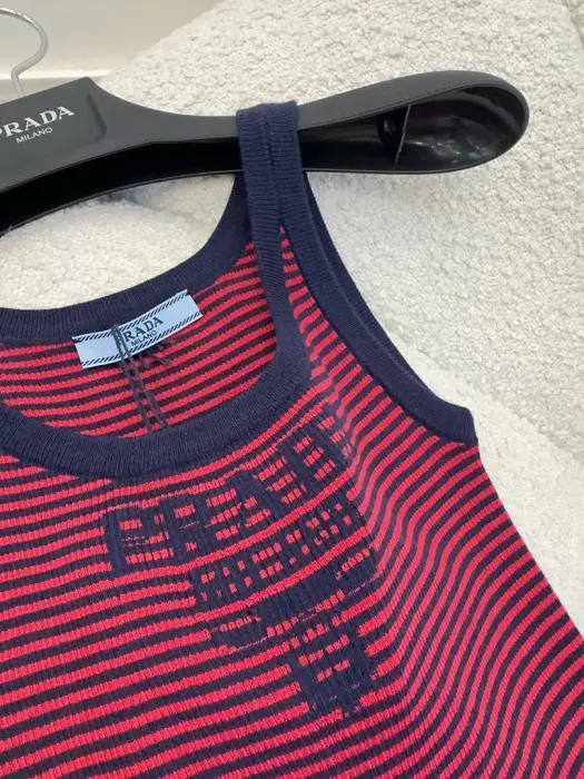 Prada Clothes image 4
