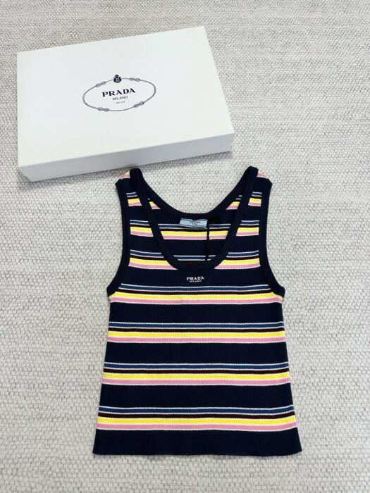 Prada  image 0