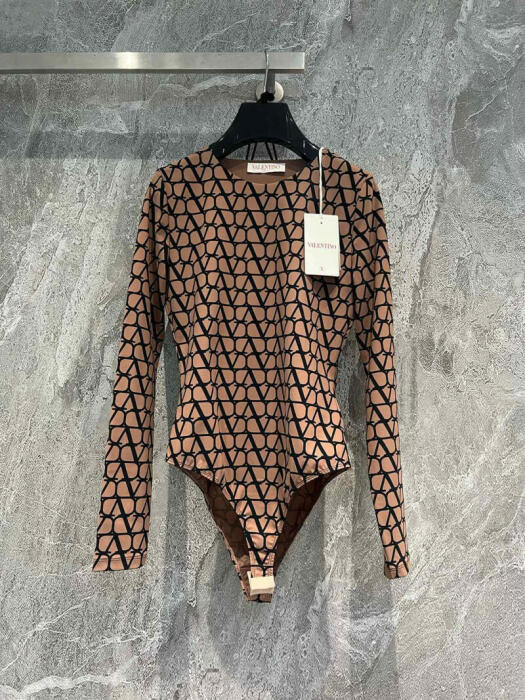 Valentino Clothes image 0