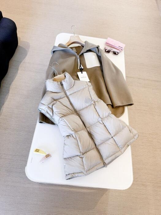 Moncler  image 0