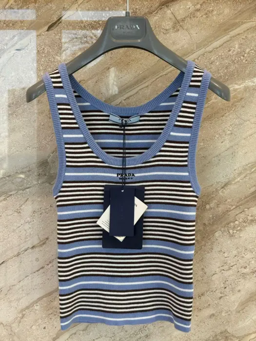 Prada Clothes image 8