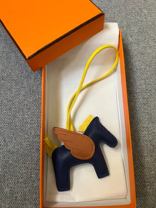 Hermes charm  image 0