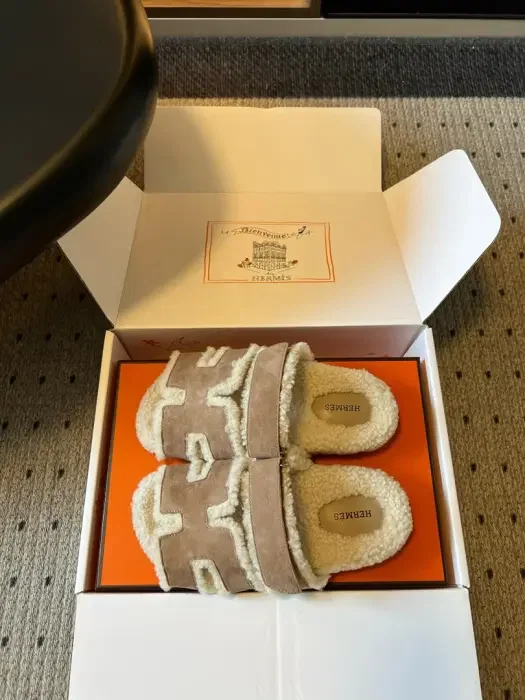 Hermes shoes  image 6