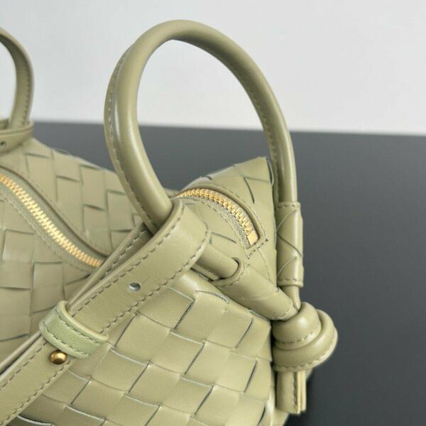 Bottega Veneta Loop image 2