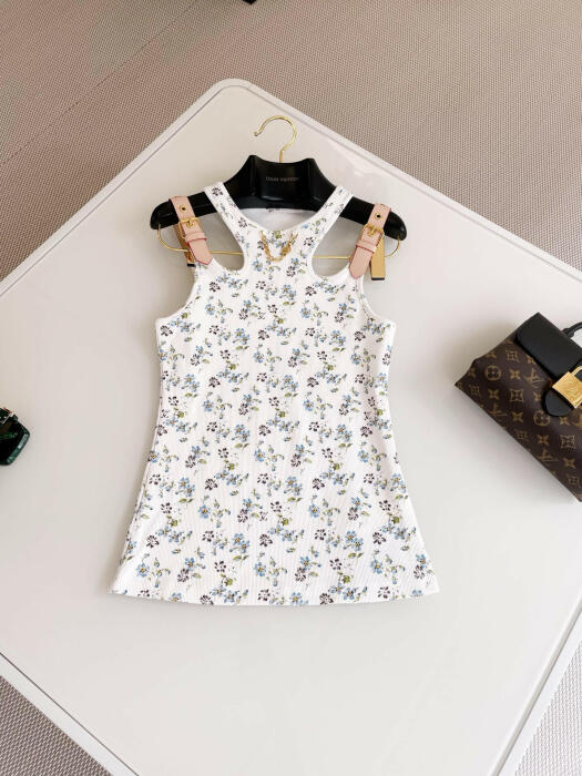 LV Clothes image 0
