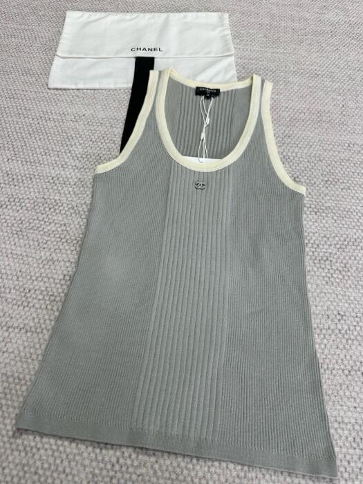 Chanel Clothes image 2