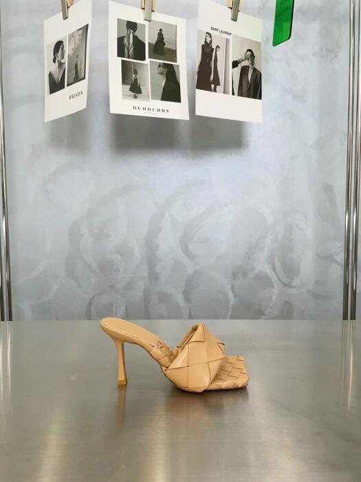 Bottega Veneta  image 0