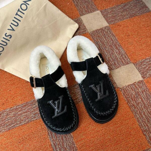 LV Shoes image 0