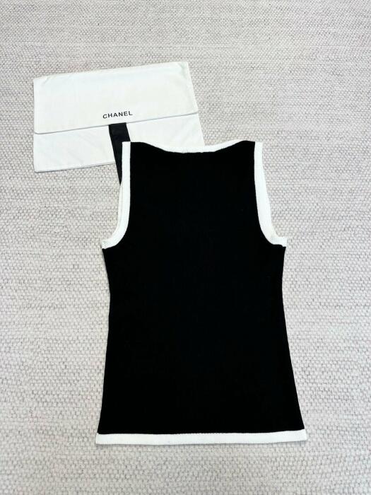 Chanel Clothes image 1