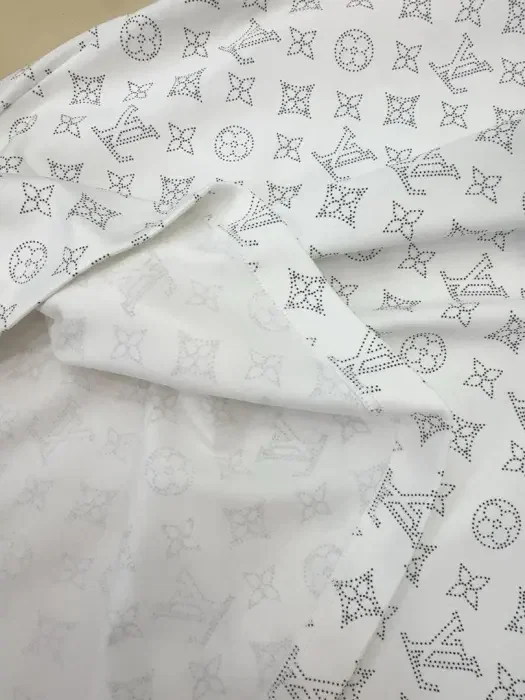 Lv tshirt  image 1