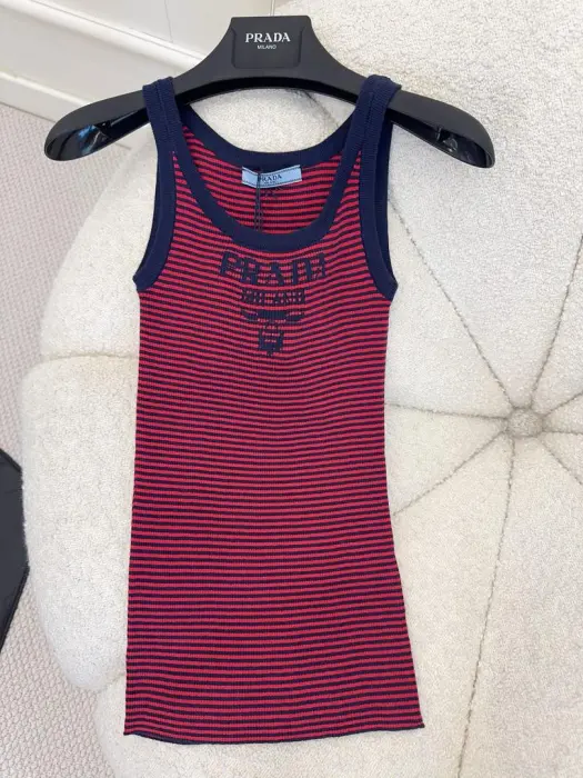 Prada Clothes image 1