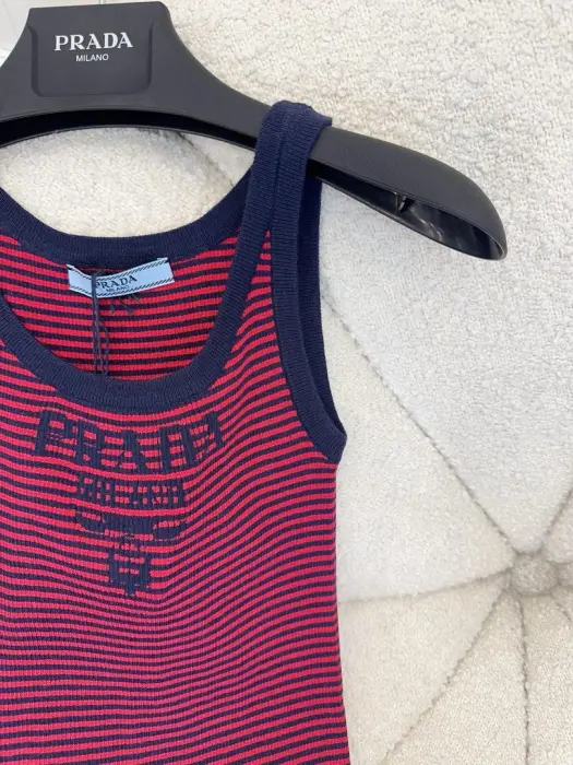 Prada Clothes image 3