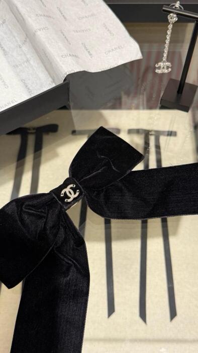 Chanel  image 2