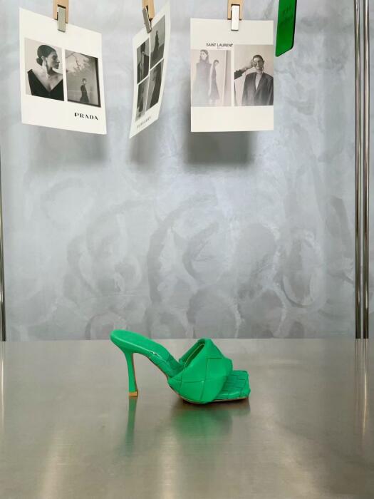 Bottega Veneta  image 0