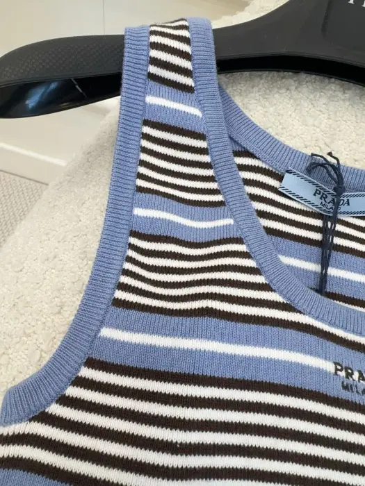Prada Clothes image 3