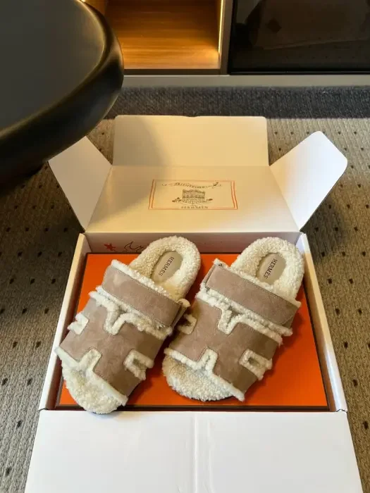 Hermes shoes  image 0