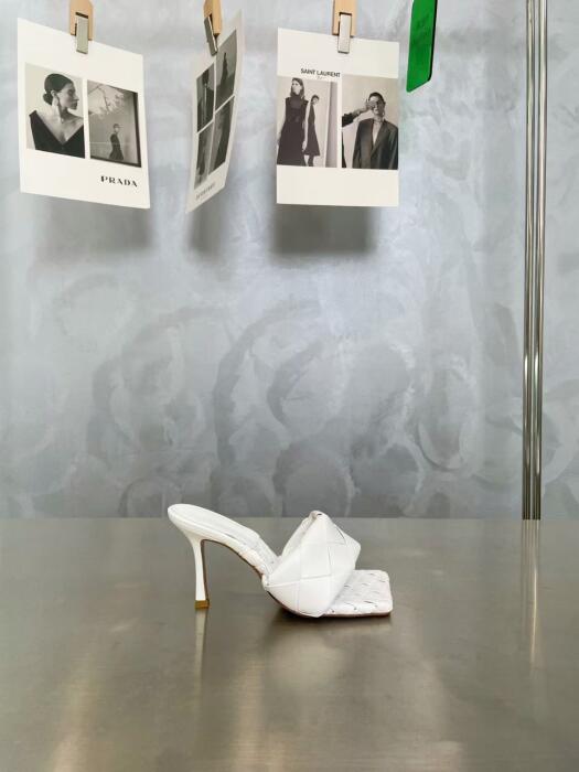 Bottega Veneta  image 0