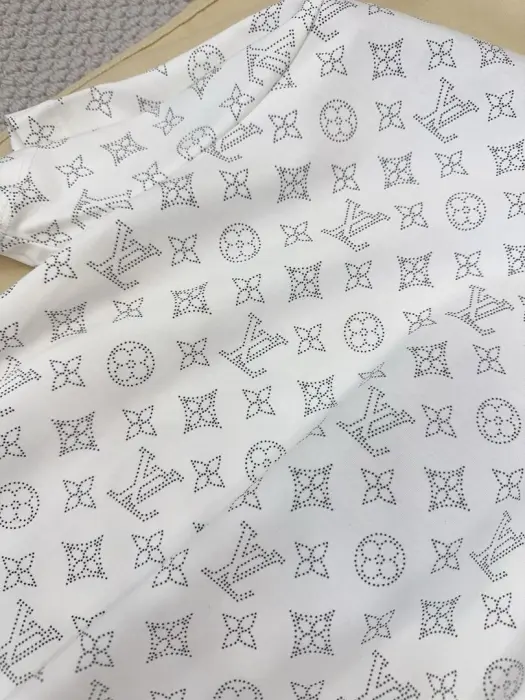 Lv tshirt  image 2