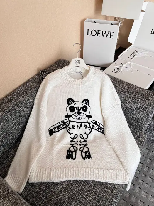Loewe Clothes image 0