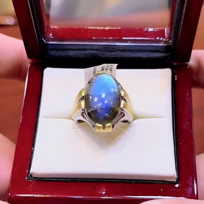 Natural Labradorite Handmade Silver Men's Ring with Gold-Plated Accents image 1