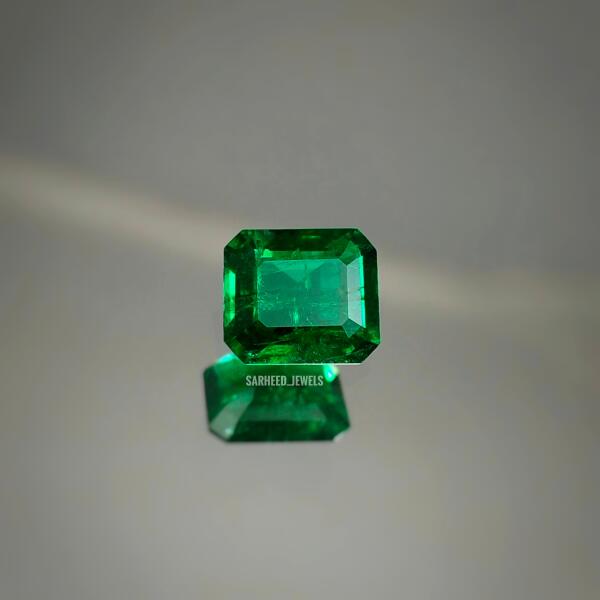 Natural Afghan Emerald - 1.74 ct image 0