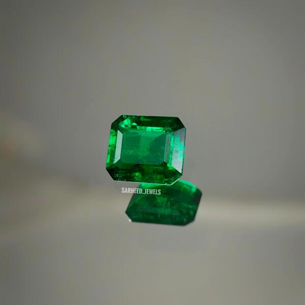 Natural Afghan Emerald - 1.74 ct image 1