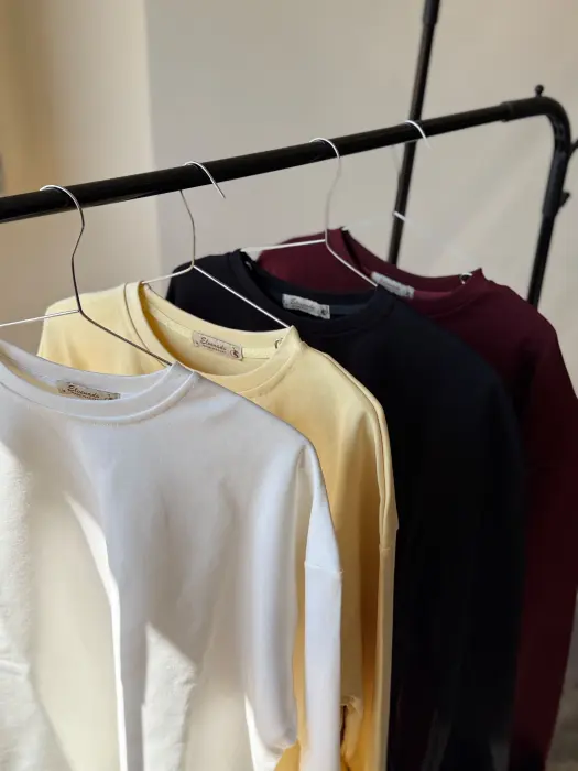 Oversized T-Shirt image 3