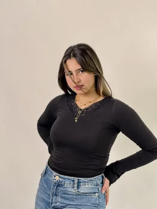 Lace Basic Top  image 9