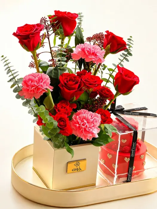 Valentine Love Bloom & Cake Gift Set image 2