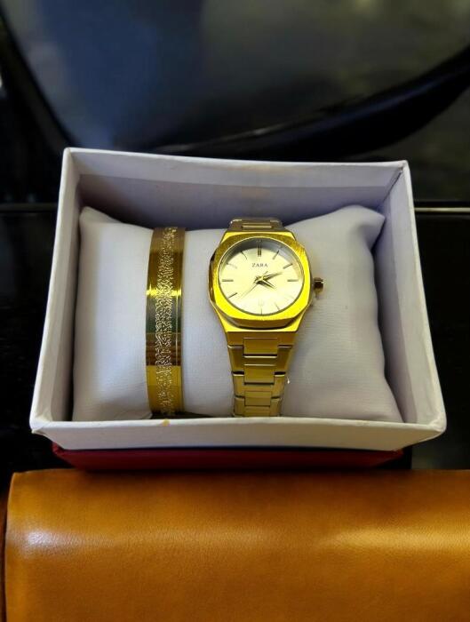 zara mirror watch image 0